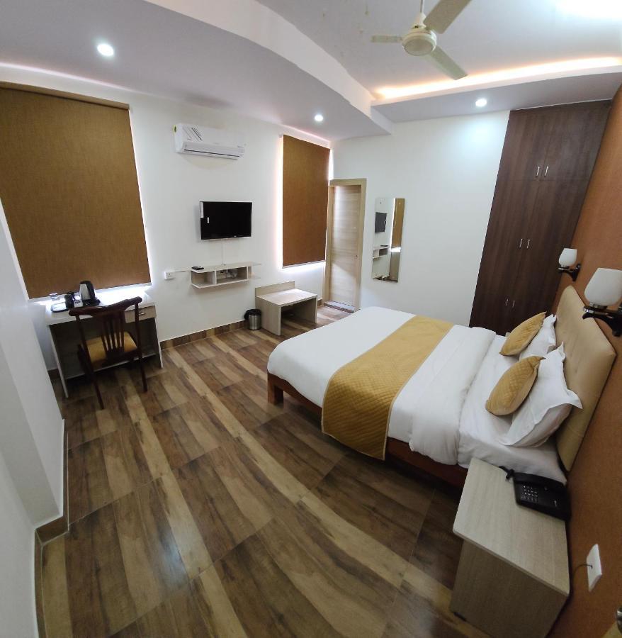 Pink Vista Hotel Джайпур Екстериор снимка